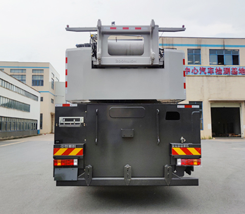 中联牌ZLJ5720JQZ600V全地面起重机公告图片