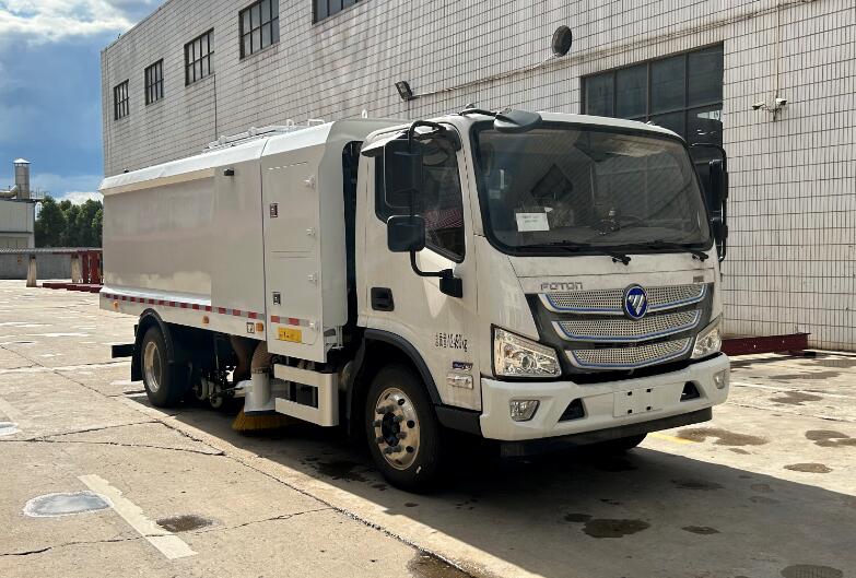 BJ5122TXCEV-H1 福田牌纯电动吸尘车图片