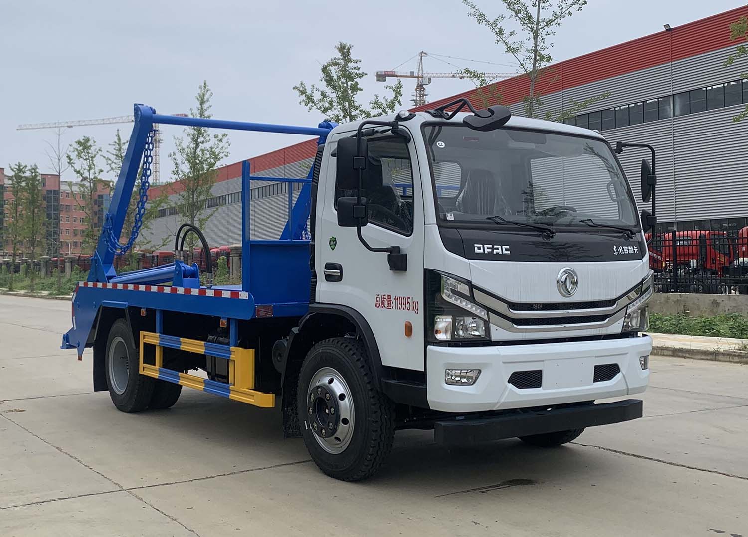 齐东方牌CLD5120ZBSEQ6摆臂式垃圾车