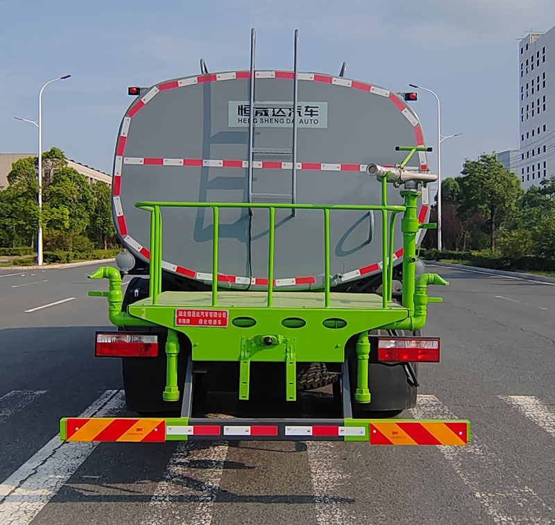 布隆牌LLL5180GPSE6绿化喷洒车公告图片