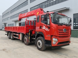 随车起重运输车