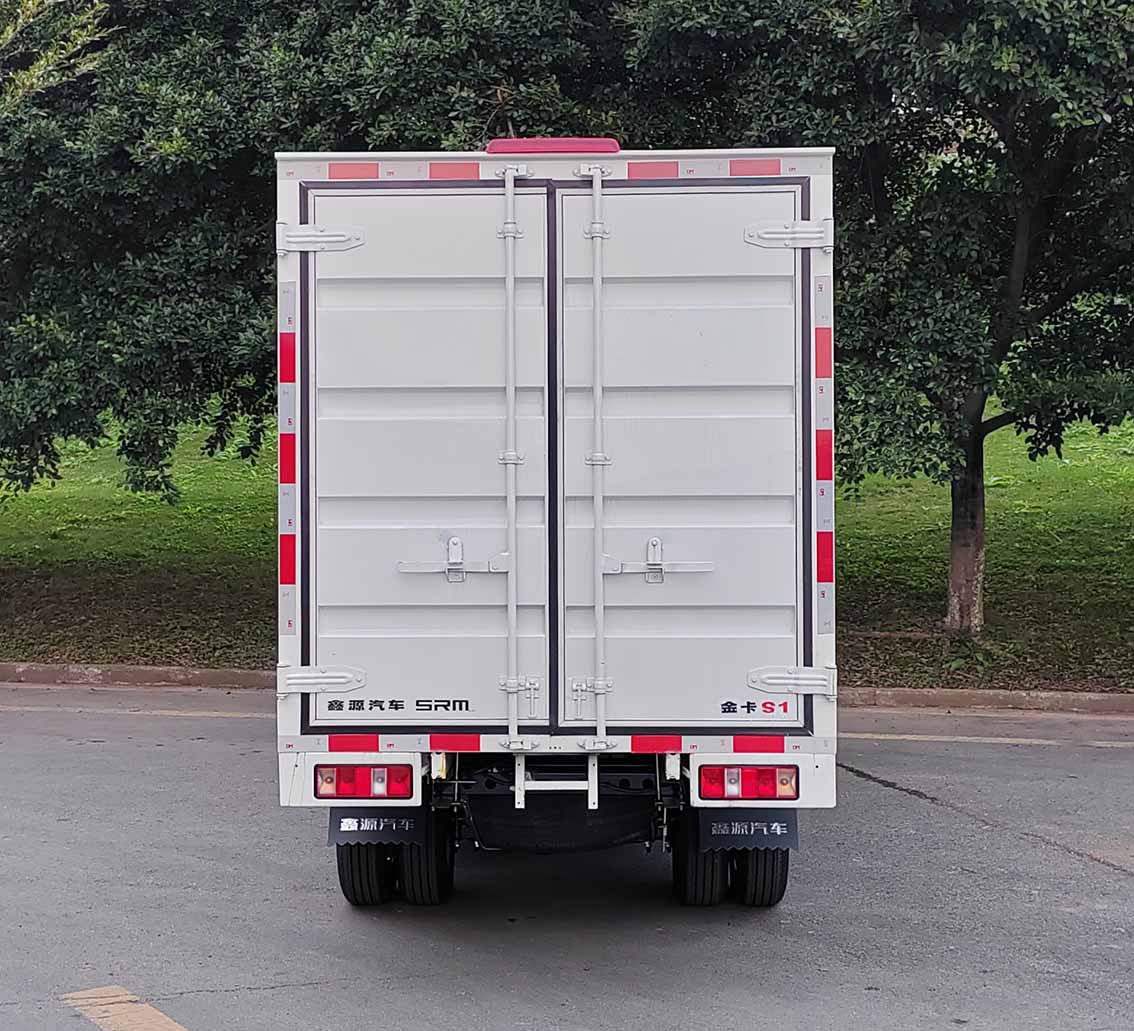鑫源牌JKC5031XXYS6X2廂式運(yùn)輸車公告圖片