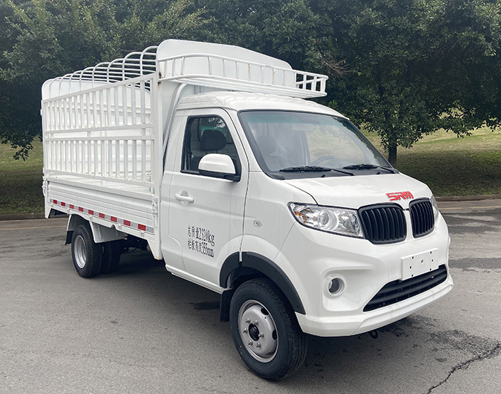 鑫源牌JKC5021CCYD6X2倉(cāng)柵式運(yùn)輸車(chē)公告圖片