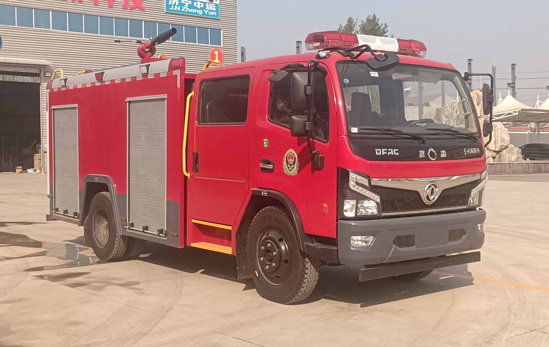 JMF5120GXFPM50/E6型泡沫消防车图片