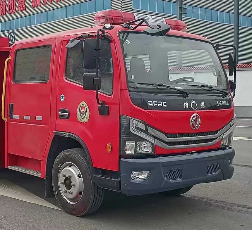 泡沫消防车图片