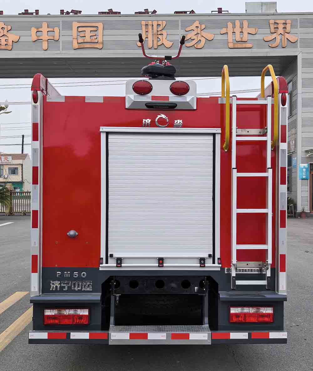 泡沫消防车图片