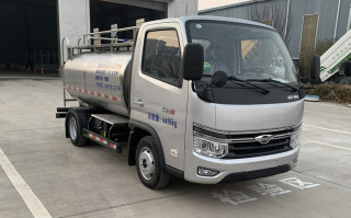 鲜奶运输车