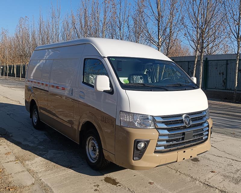 福田牌BJ5039XXY-C8厢式运输车