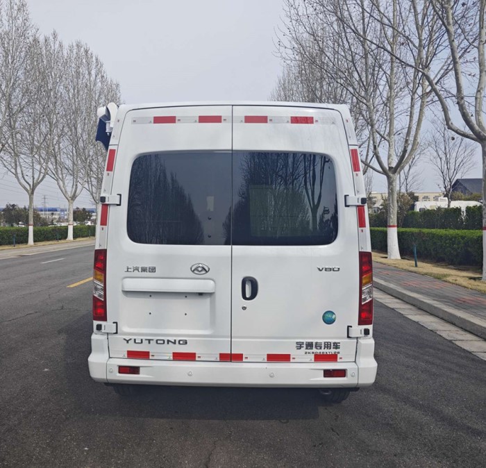 宇通牌ZK5046XYL26医疗车公告图片