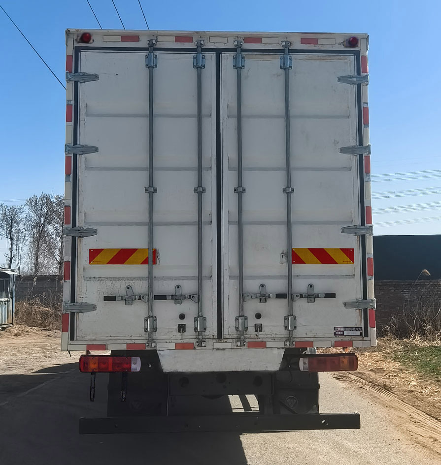 歐曼牌BJ5161XXYY6AKL-01廂式運輸車公告圖片