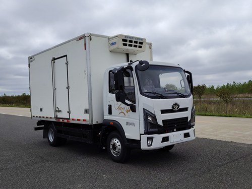 豪曼牌ZZ5048XLCG17ZBEVC純電動(dòng)冷藏車公告圖片
