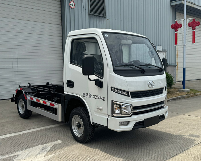 犀重牌AXZ5030ZXXDTBEV纯电动车厢可卸式垃圾车
