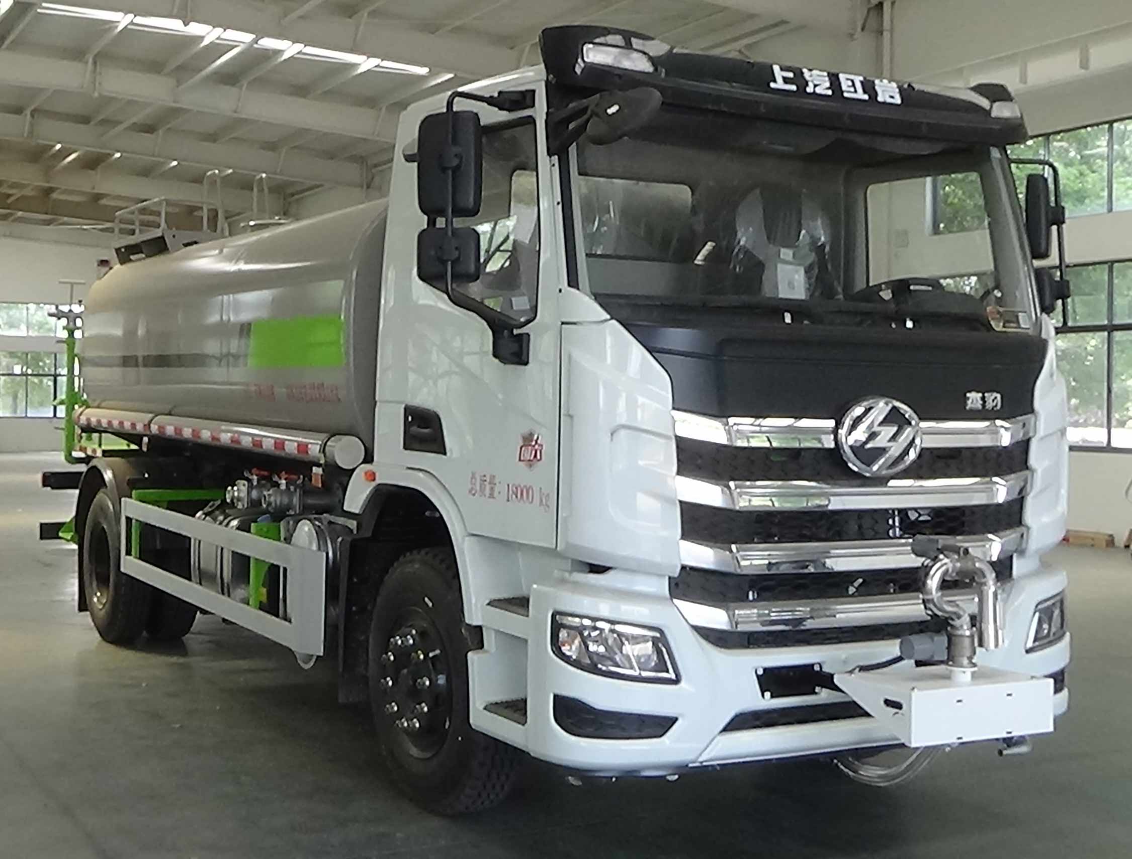 程力威牌CLW5183GPS6WL绿化喷洒车