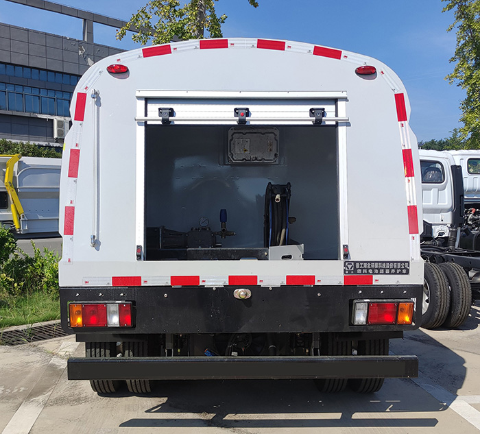 徐工牌DXA5040TYHQFCEV燃料電池路面養(yǎng)護(hù)車公告圖片