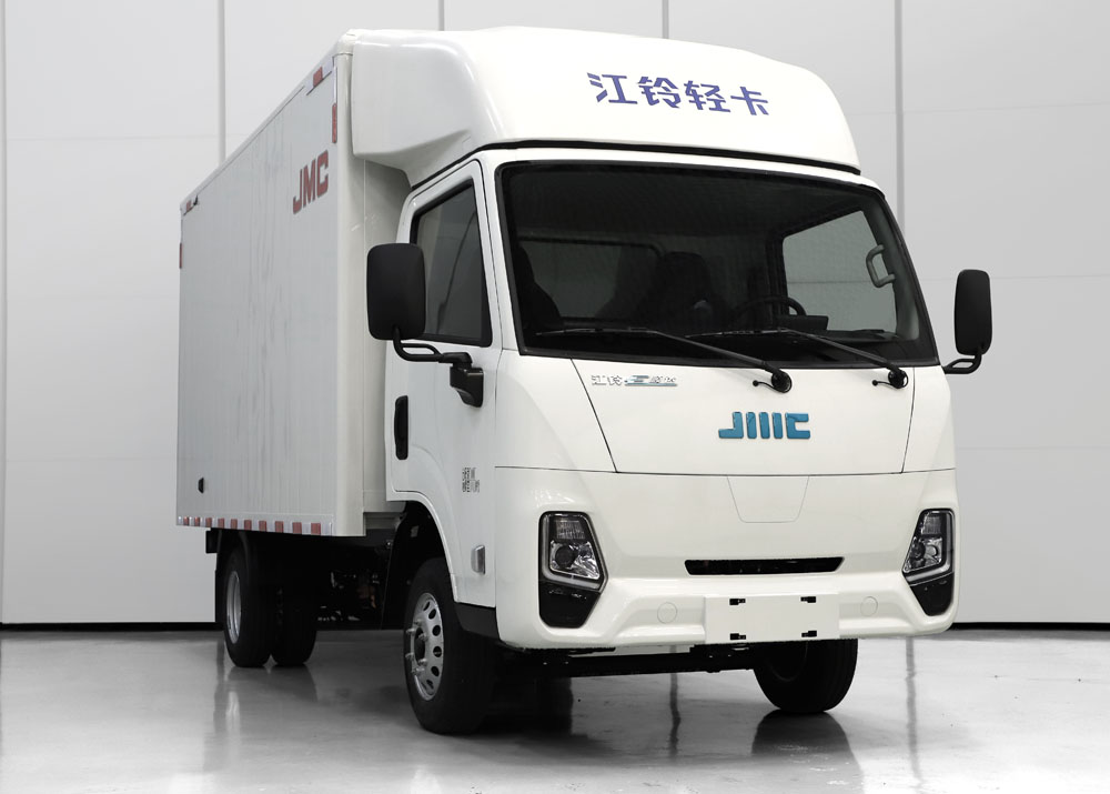 江鈴牌JX5030XXYTEA2BEV純電動廂式運(yùn)輸車公告圖片