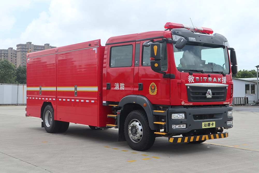 SJD5132TXFQC100/SDA型器材消防车图片
