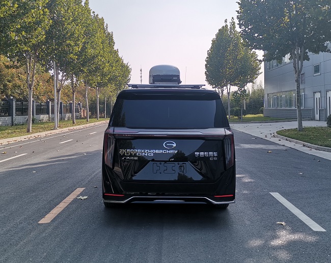 宇通牌ZK5038XZHQ62CHEV插电式混合动力指挥车公告图片