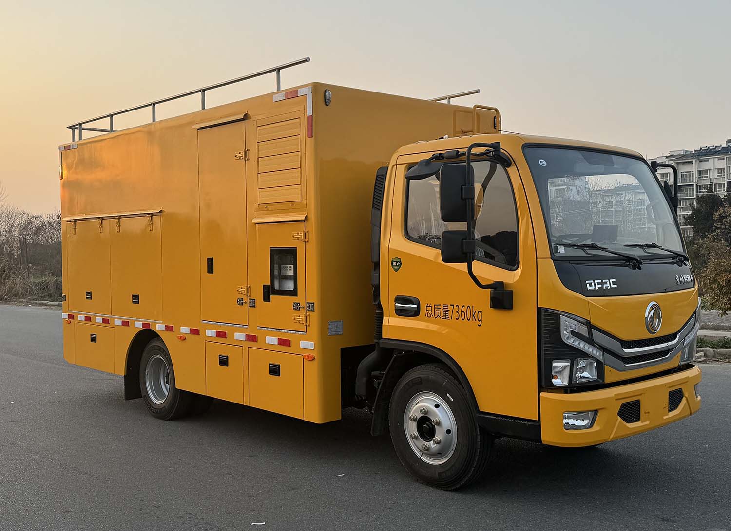 躍邁牌YMZ5073XDYEQ6電源車公告圖片