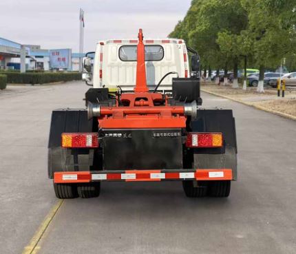 跃进牌SH5127ZXXVZHEVWZ8纯电动车厢可卸式垃圾车公告图片