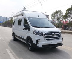 旅居车