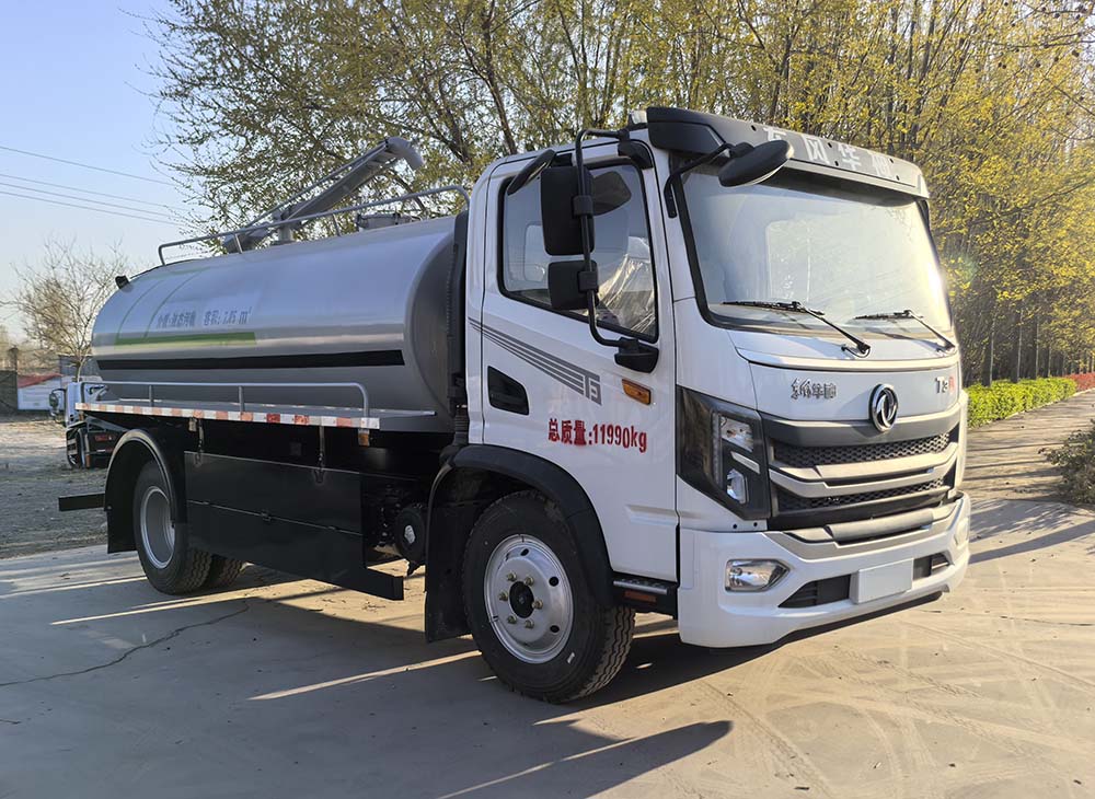 天运威牌TYW5121GXEE6吸粪车