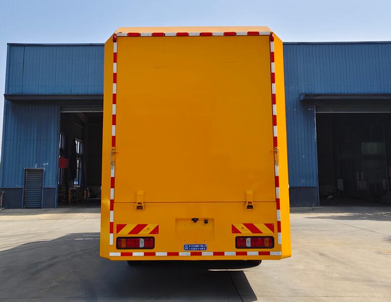 程力牌CL5220TPS6ADZ大流量排水抢险车公告图片