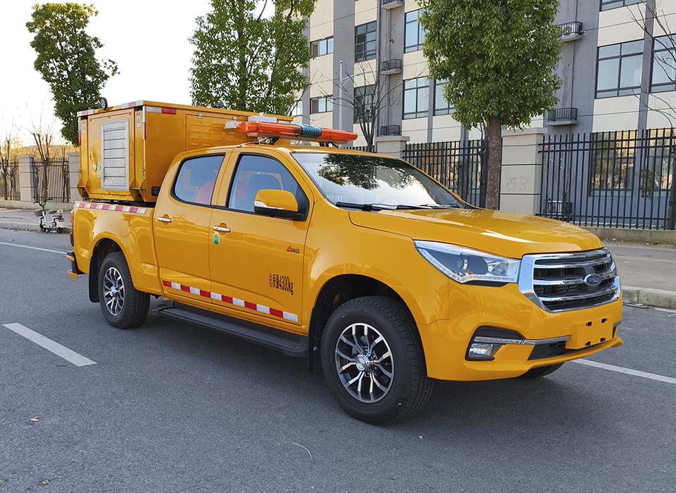 斯威谱牌NYX5041XXHQ6救险车