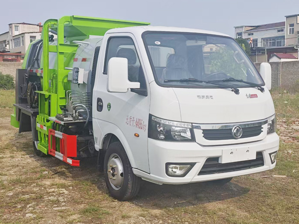 程力威牌CLW5040TCACDP餐厨垃圾车