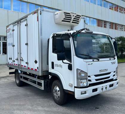 庆铃牌QL5043XLCBUHAJ1冷藏车