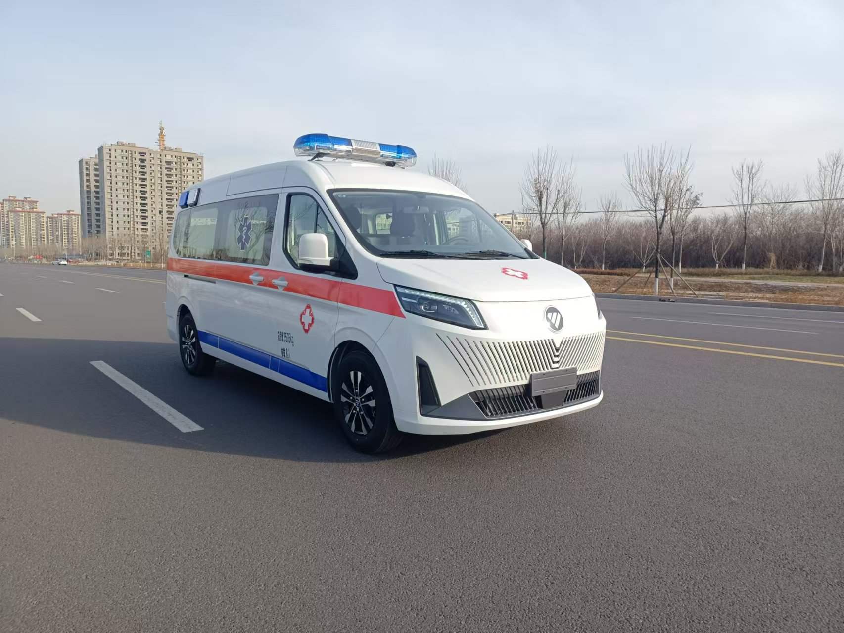 中卫诚信牌AZW5040XJHV5救护车