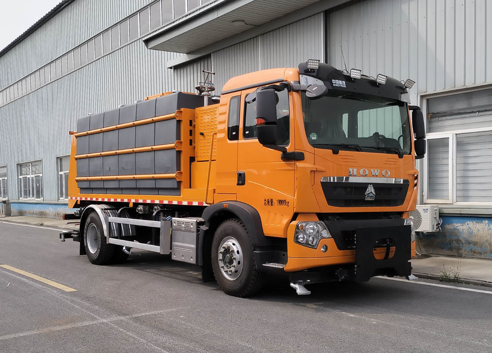 CFC5187TCXZZ6型除雪车图片