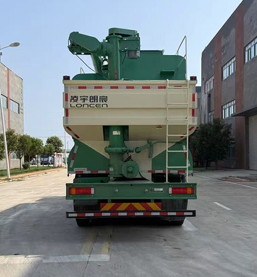 朗宸牌LLC5316ZSLBEV1纯电动散装饲料运输车公告图片