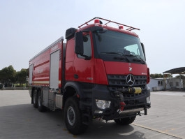 中联牌ZLF5300GXFJX120机场消防车