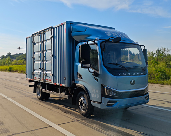 宇通牌ZKH5045XXYBEVB255纯电动厢式货车