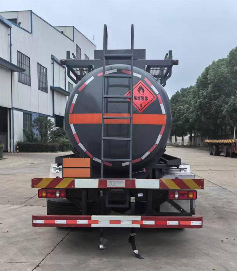 齐星牌QXC5180GRYX6易燃液体罐式运输车公告图片