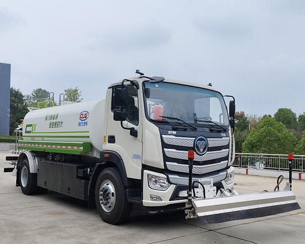 CL5181GQXABEV型纯电动清洗车图片