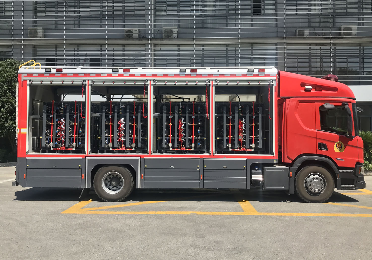 振翔股份牌ZXT5190GXFQT6400/DC6气体消防车公告图片
