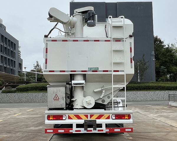 程力牌CL5310ZSLBEVASS纯电动散装饲料运输车公告图片