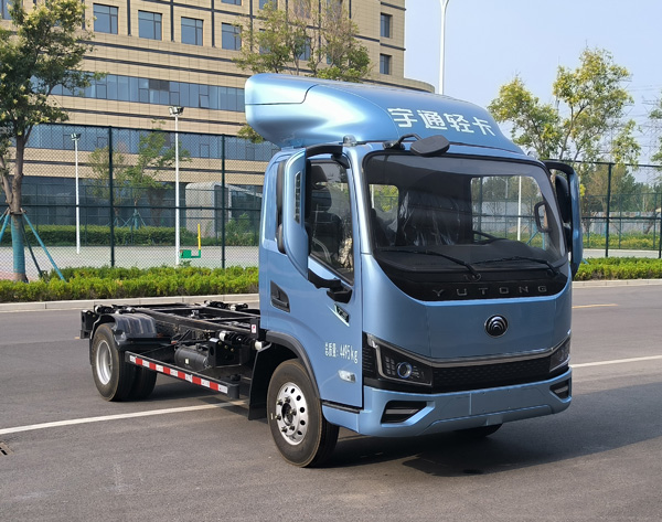 宇通牌ZKH5045ZKXBEVA253纯电动车厢可卸式汽车