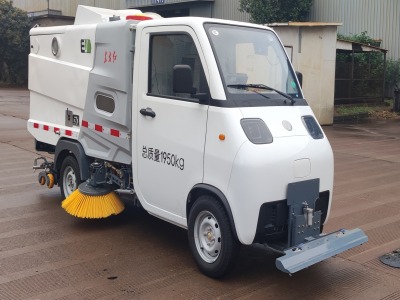 东方红牌LT5021TXSBEV纯电动洗扫车
