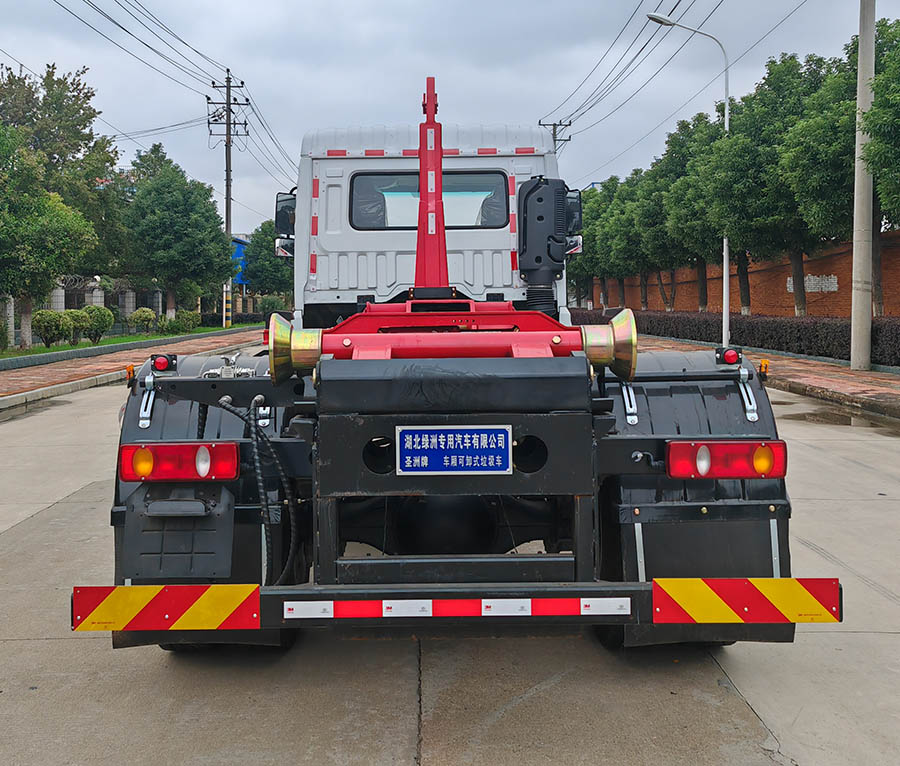 圣洲牌LVZ5183ZXXDFV6車廂可卸式垃圾車公告圖片
