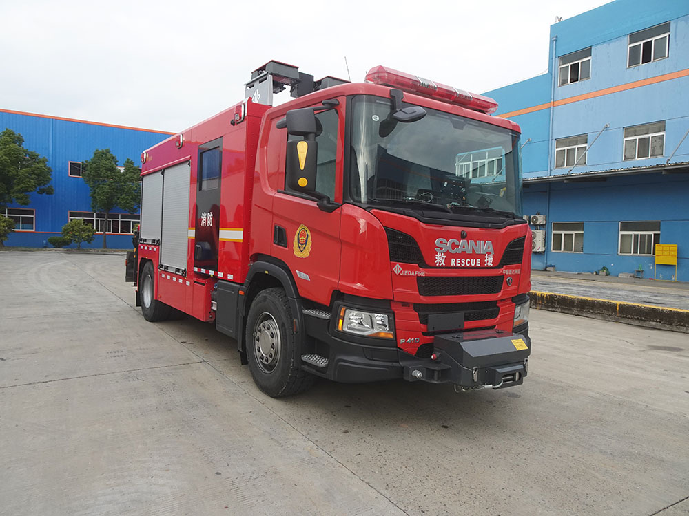 捷达消防牌SJD5141TXFJY120/SK抢险救援消防车