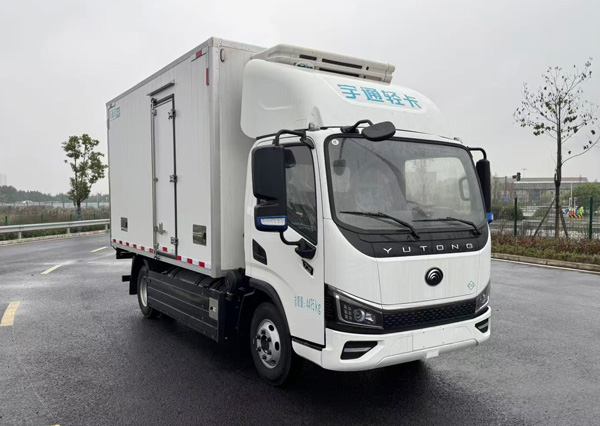 ZKH5045XLCFCEVA4 宇通牌燃料电池冷藏车图片