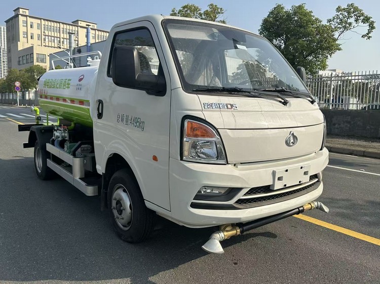 金银湖牌WFA5040GPSSBEV纯电动绿化喷洒车