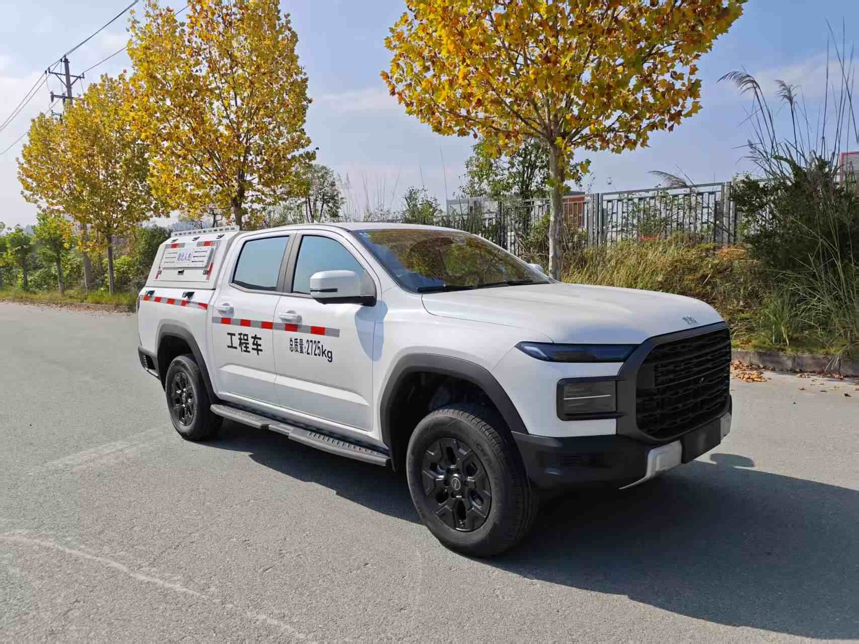 XCL5031XGC6型工程车图片