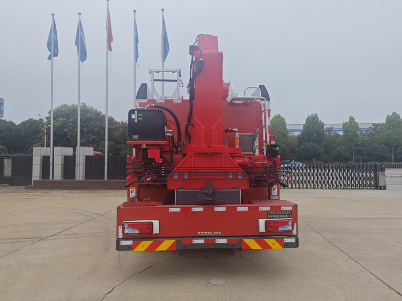 中联牌ZLF5153TXFJY98抢险救援消防车公告图片