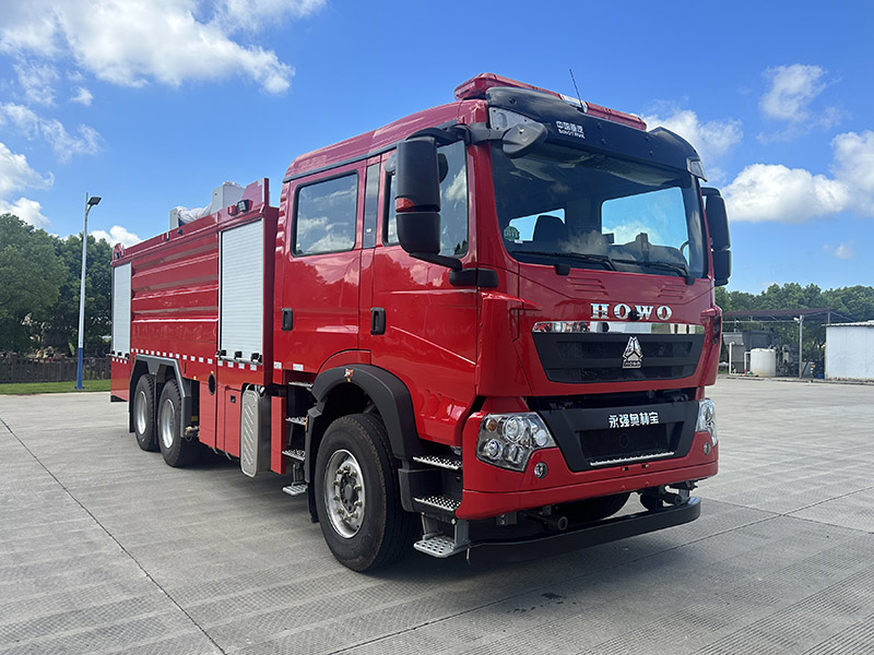 RY5270GXFPM120/08 永强奥林宝牌泡沫消防车图片