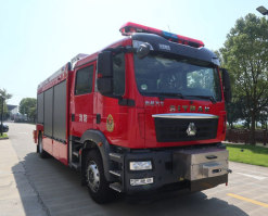化学救援消防车