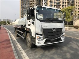 吸粪车