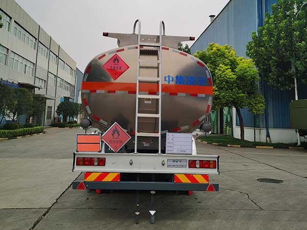 凌宇牌CLY5321GYYE铝合金运油车公告图片